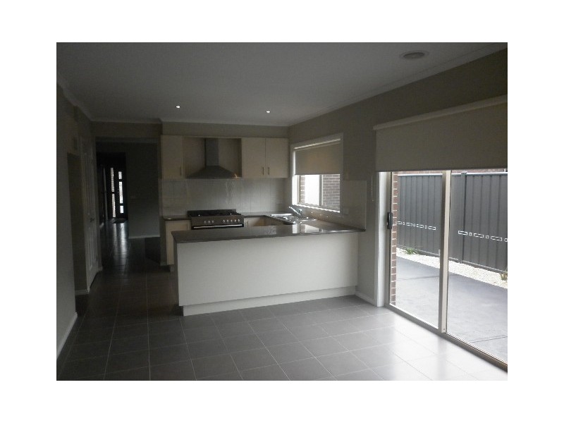 79 Sabel Drive, Cranbourne North VIC 3977
