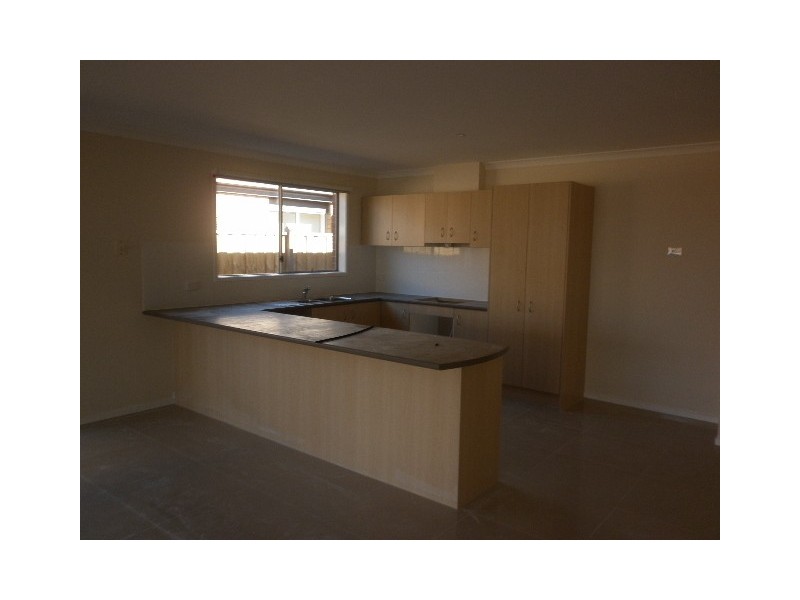 90 William Thwaites Boulevard, Cranbourne North VIC 3977