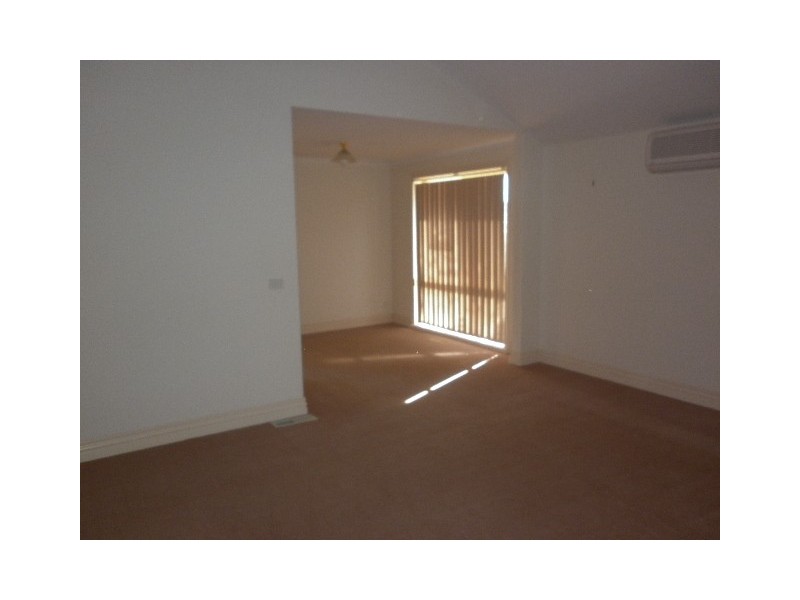 66 Wintersun Road, Berwick VIC 3806