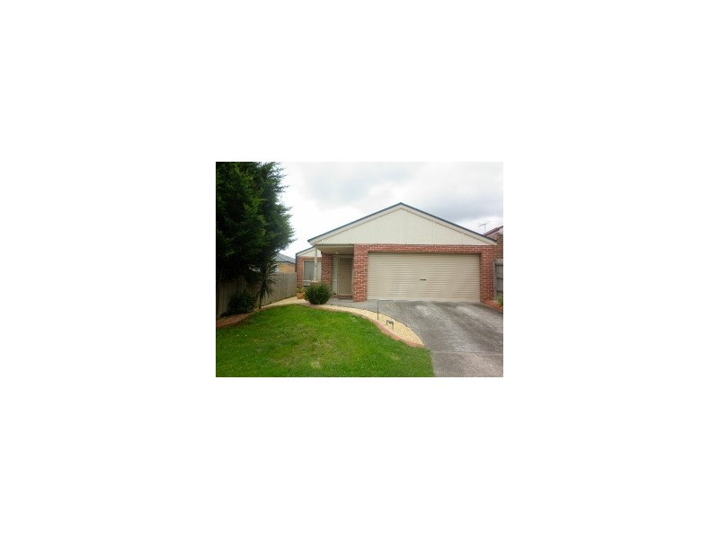 38 Hancock Drive, Berwick VIC 3806