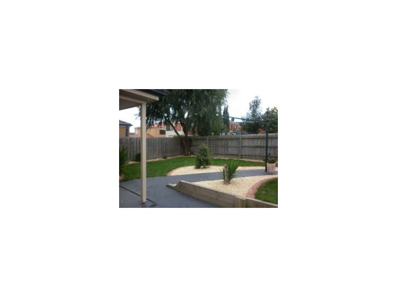 38 Hancock Drive, Berwick VIC 3806