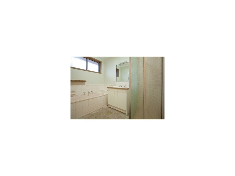 9 Culmara Court, Berwick VIC 3806