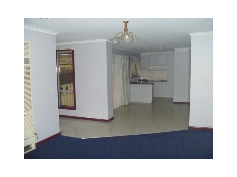 52 Lakeview Drive, Narre Warren South VIC 3805