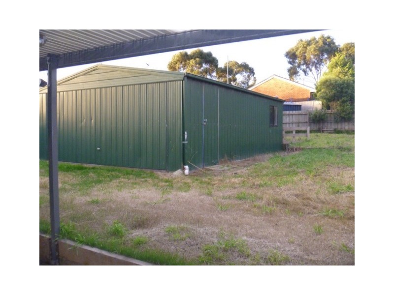 52 Lakeview Drive, Narre Warren South VIC 3805