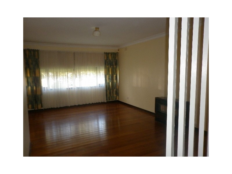 3 Charles Street, Pakenham VIC 3810