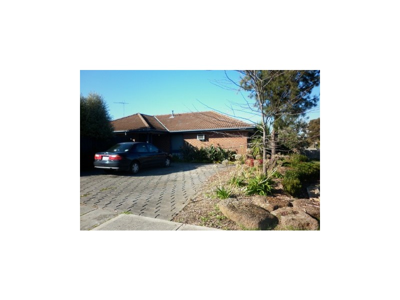 7 Heatherlea Crescent, Narre Warren VIC 3805