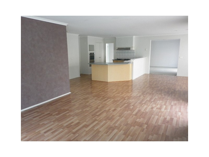 119 The Promenade, Narre Warren South VIC 3805