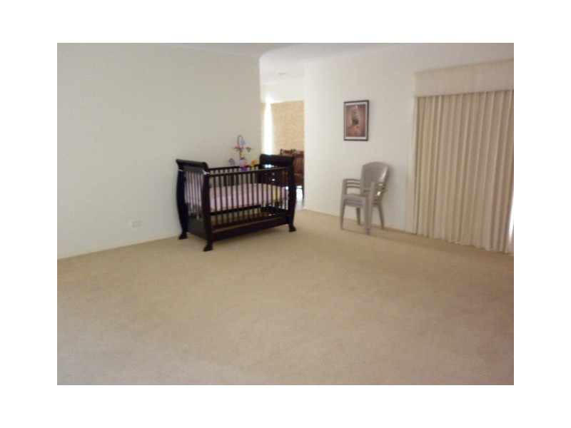 26 Golden Grove, Narre Warren South VIC 3805