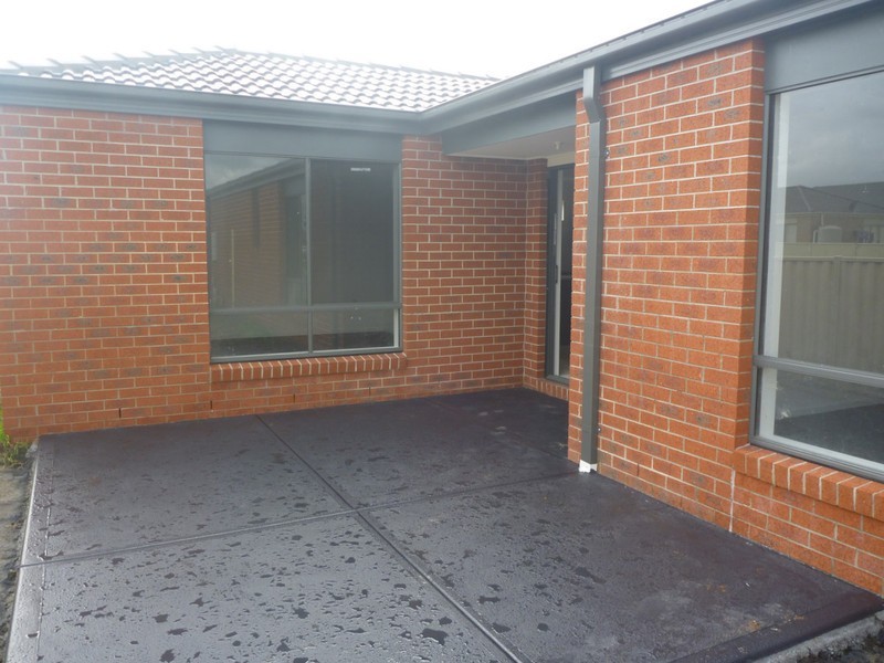 38 Bluehills Boulevard, Pakenham VIC 3810
