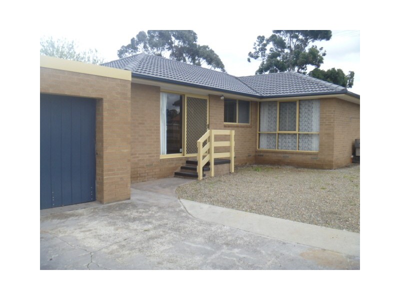 51 Mansfield Street, Berwick VIC 3806