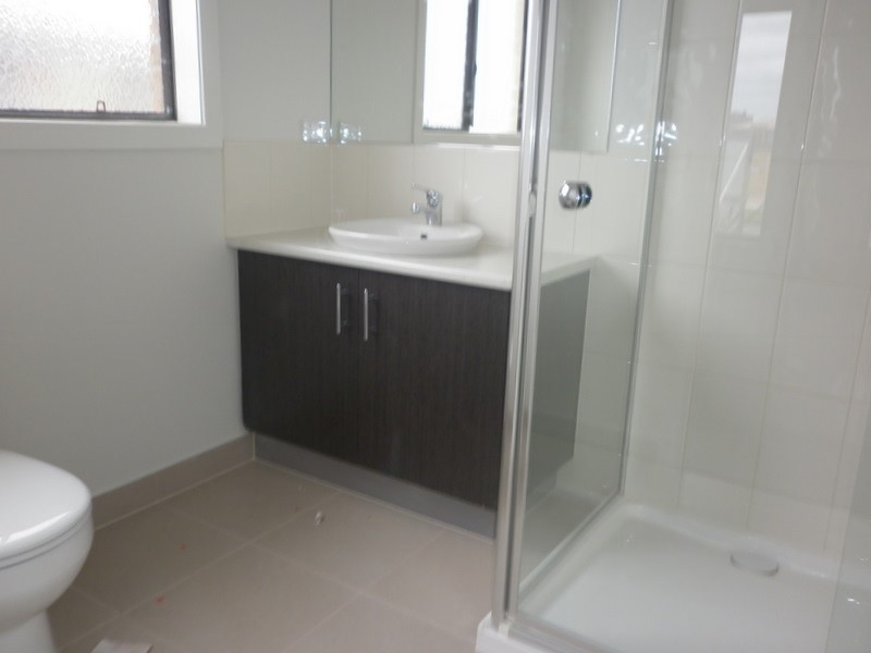 98 Sabel Drive, Cranbourne North VIC 3977