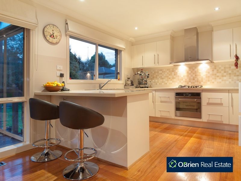 12 Shute Avenue, Berwick VIC 3806