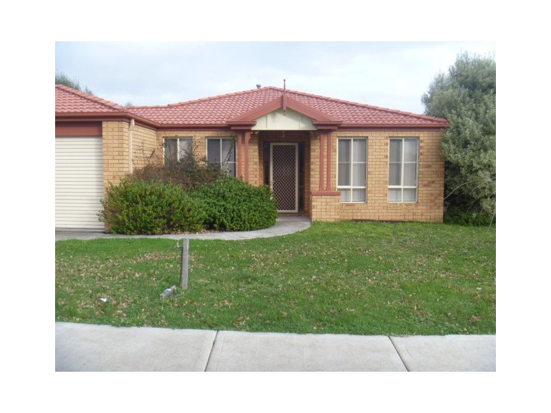 55 Streeton Way, Berwick VIC 3806