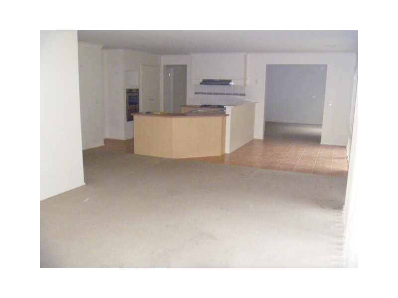 55 Streeton Way, Berwick VIC 3806