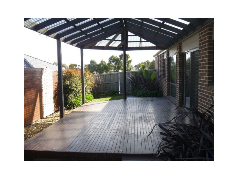 71 Viewgrand Drive, Berwick VIC 3806