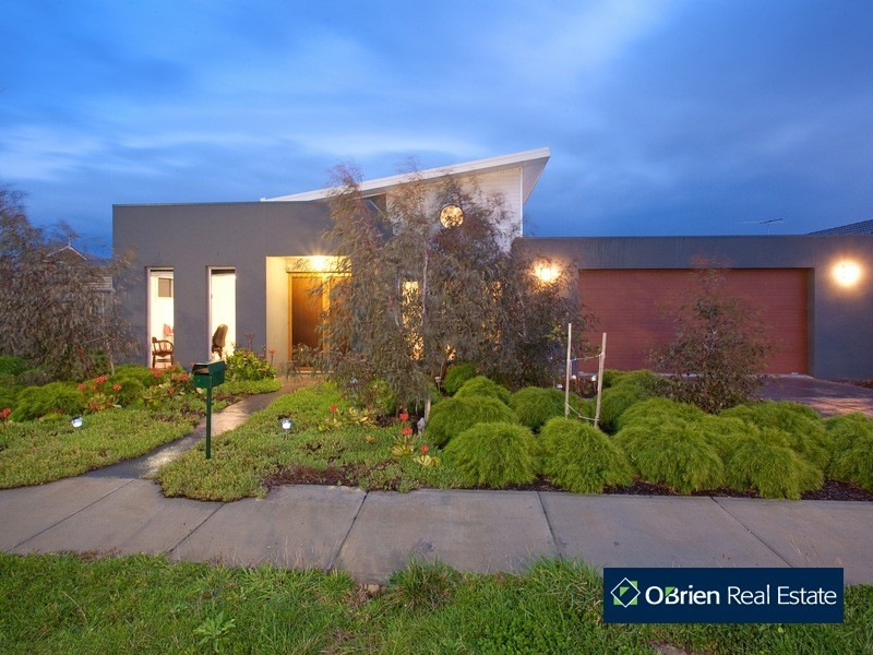 14 Misty Close, Berwick VIC 3806