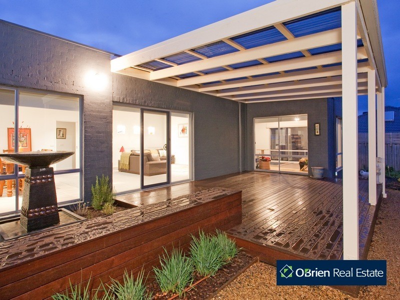 14 Misty Close, Berwick VIC 3806
