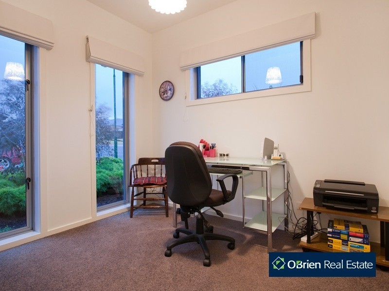 14 Misty Close, Berwick VIC 3806