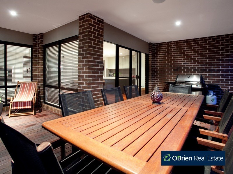 13  Liberty Avenue, Berwick VIC 3806