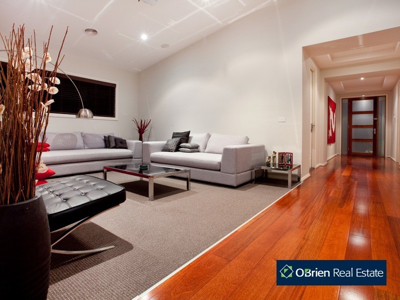 13  Liberty Avenue, Berwick VIC 3806