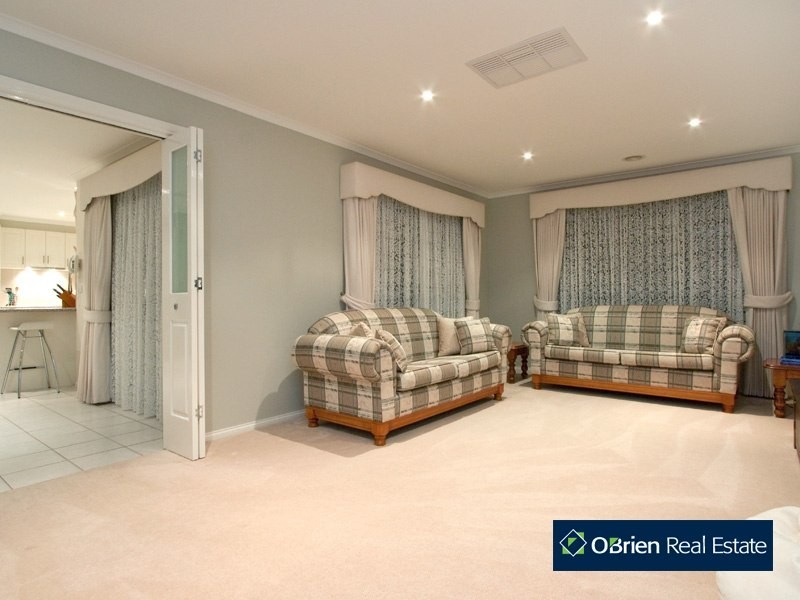 5 Hillston Court, Narre Warren South VIC 3805