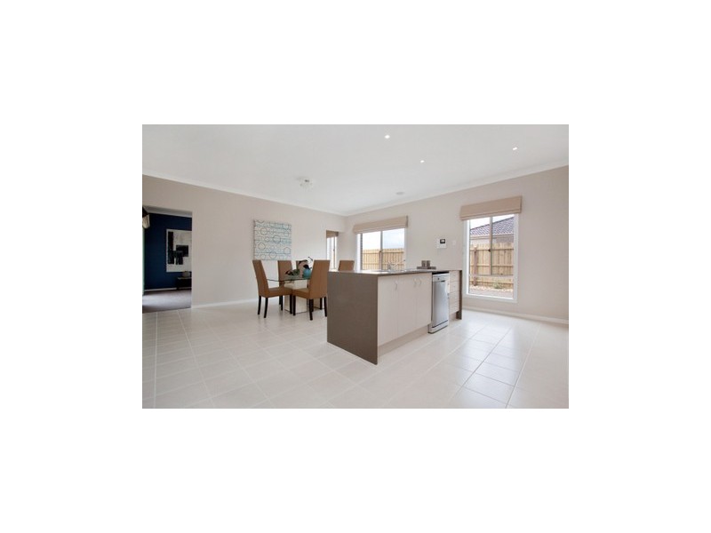 854  Webster Way, Pakenham VIC 3810