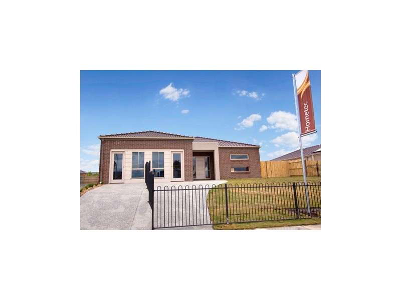 854  Webster Way, Pakenham VIC 3810
