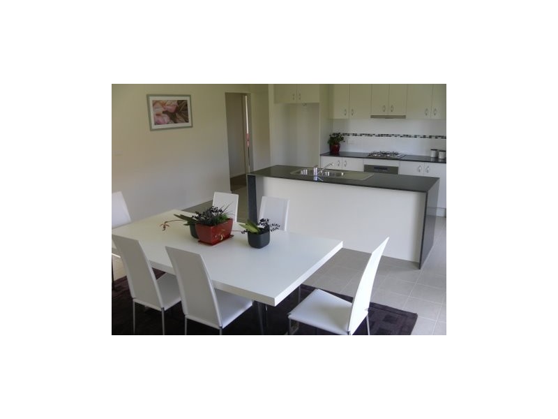 853 Webster Way, Pakenham VIC 3810