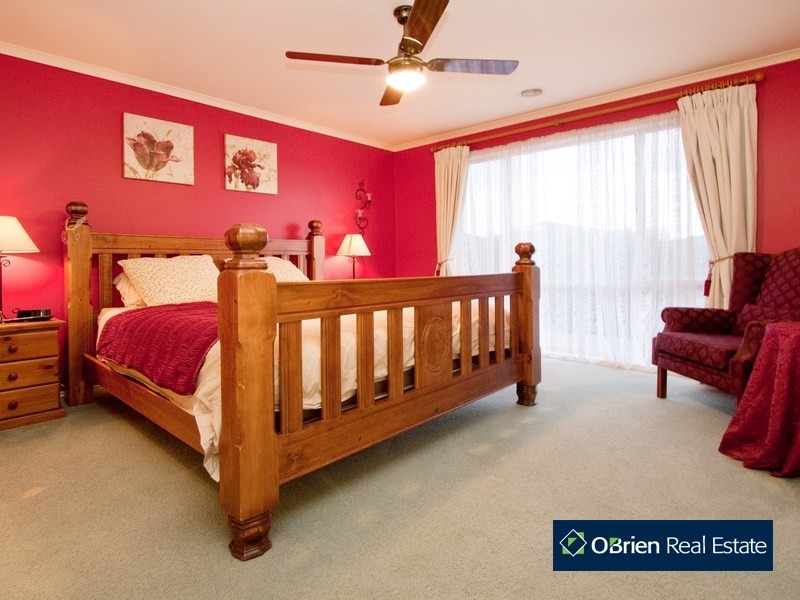 19 Orchid Street, Narre Warren South VIC 3805