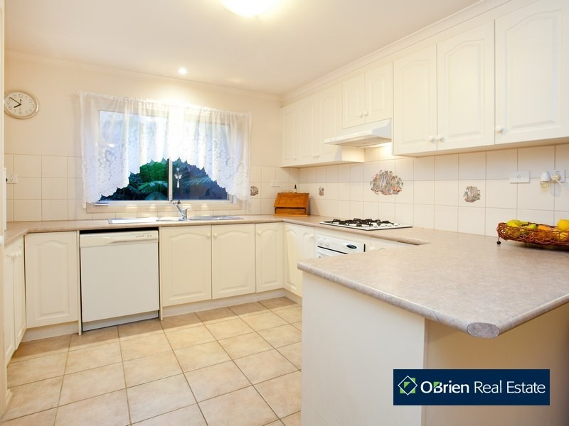 88 The Boulevard, Narre Warren South VIC 3805