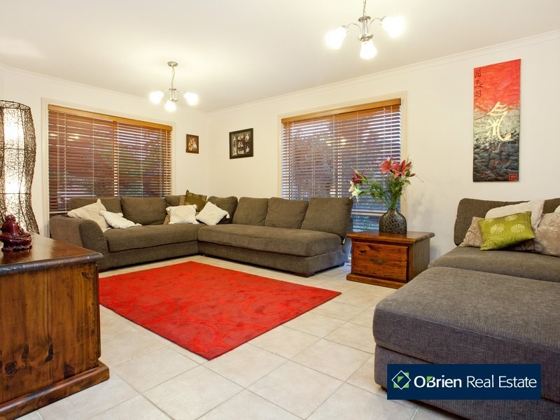 88 The Boulevard, Narre Warren South VIC 3805