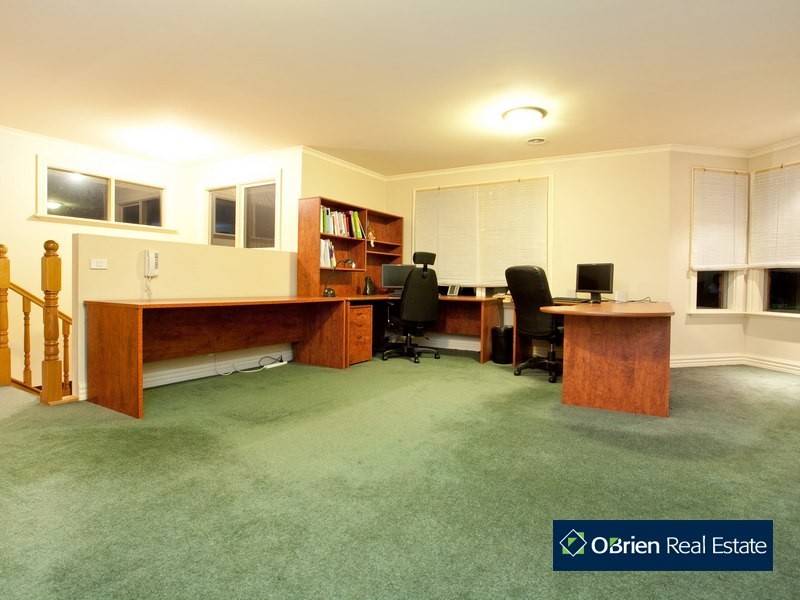 10 Orchid Street, Narre Warren South VIC 3805