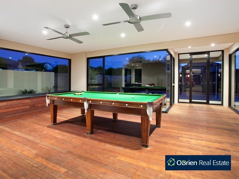 21 Riverglen Road, Berwick VIC 3806