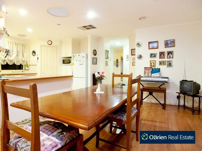 10 Hedgerow Court, Narre Warren South VIC 3805