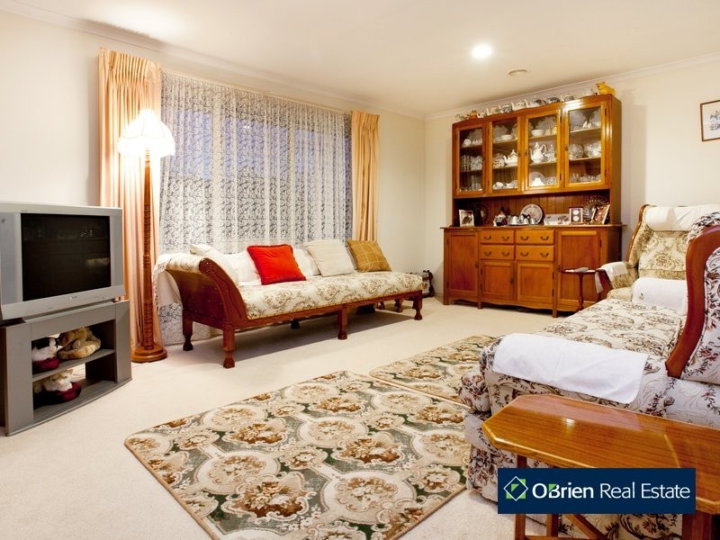 10 Hedgerow Court, Narre Warren South VIC 3805