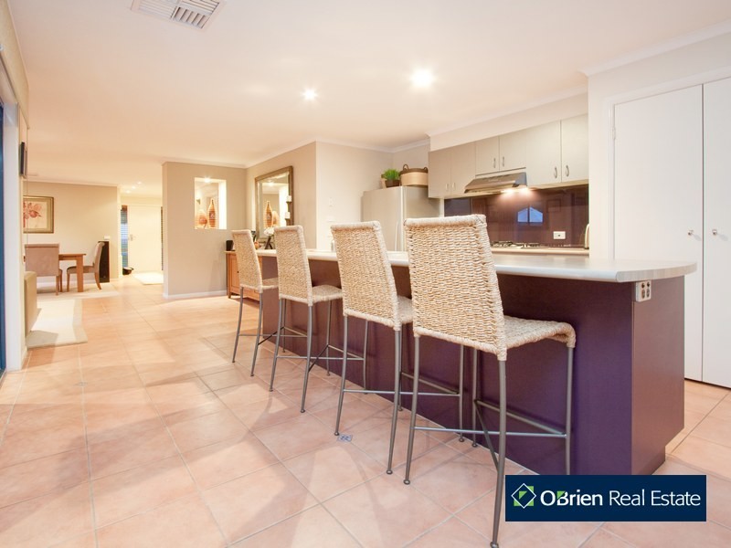 13 The Oval, Berwick VIC 3806