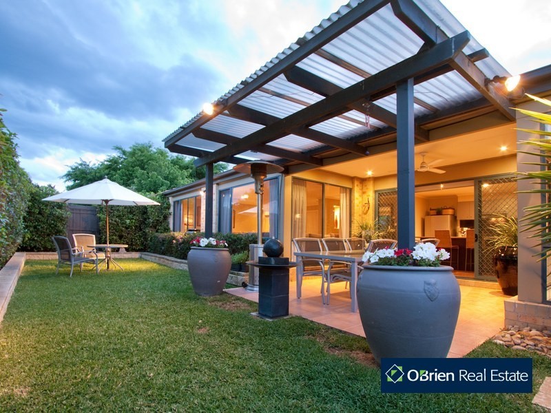 13 The Oval, Berwick VIC 3806