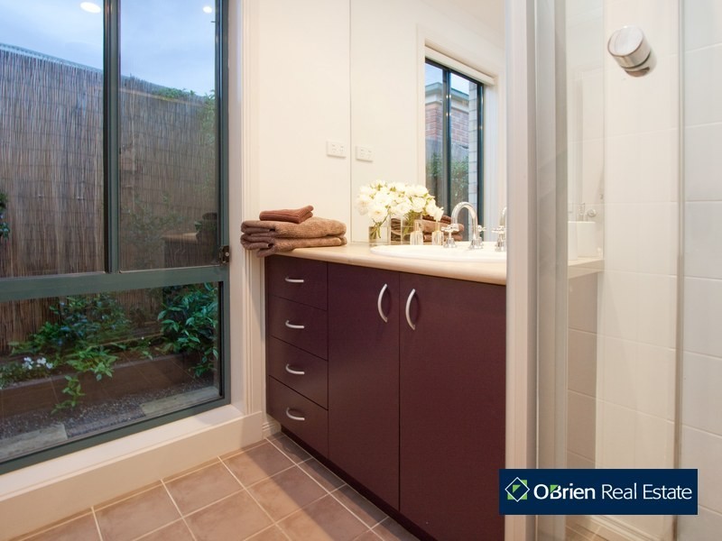 13 The Oval, Berwick VIC 3806