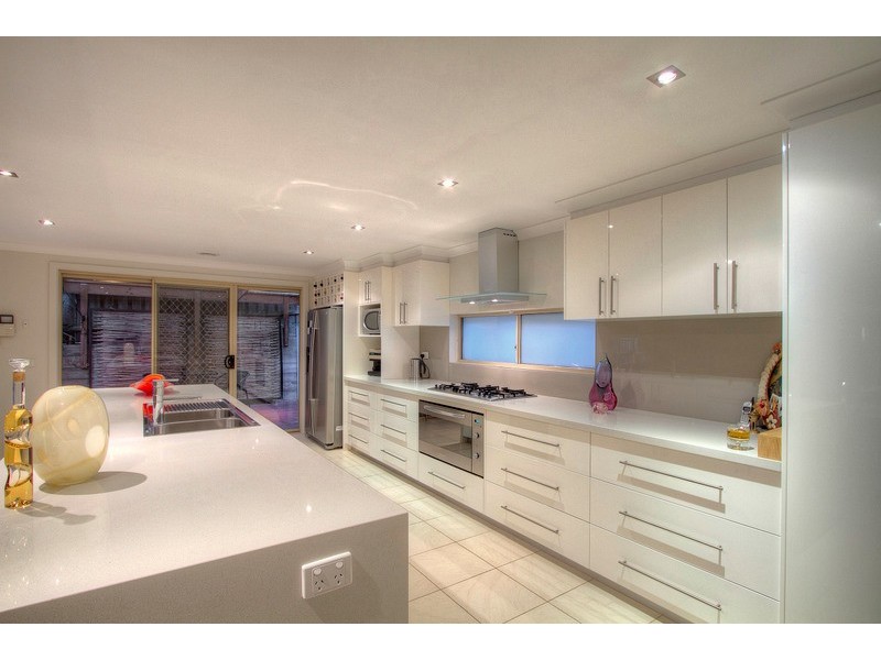 7 Landra Court, Berwick VIC 3806