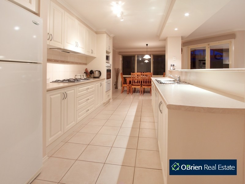 3 Gargeney Court, Berwick VIC 3806