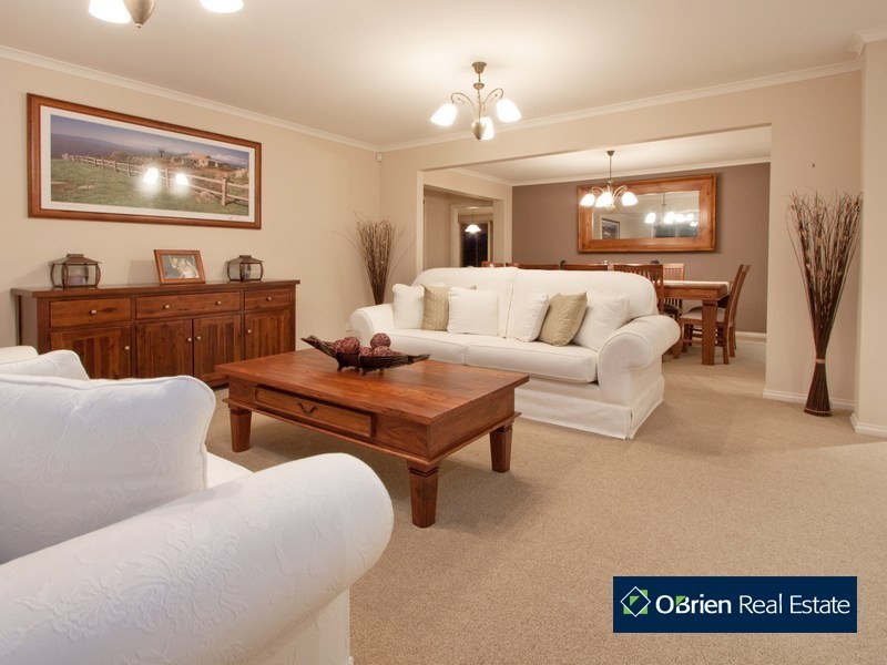 3 Gargeney Court, Berwick VIC 3806