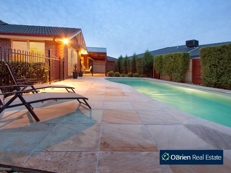 3 Gargeney Court, Berwick VIC 3806