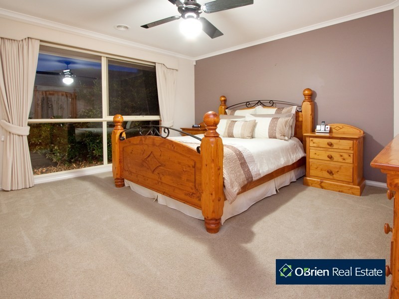 3 Gargeney Court, Berwick VIC 3806