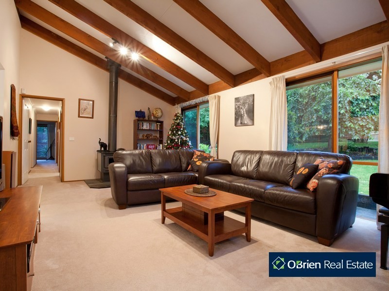 16 Mahon Avenue, Beaconsfield VIC 3807