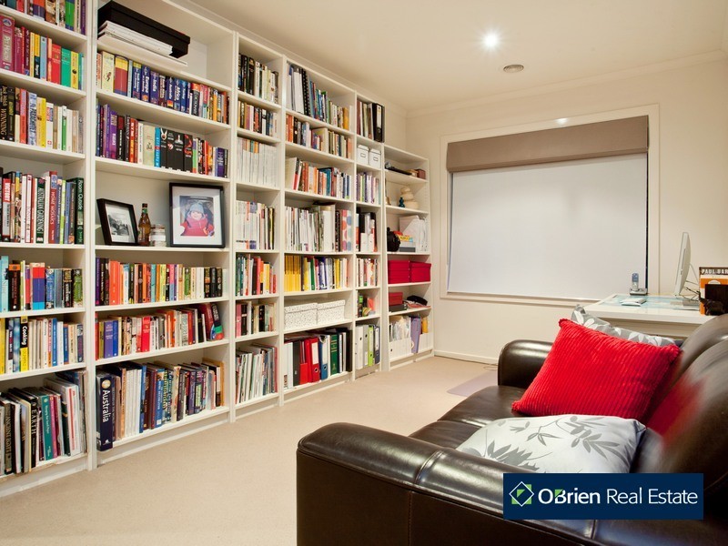 1 Viewgrand Drive, Berwick VIC 3806