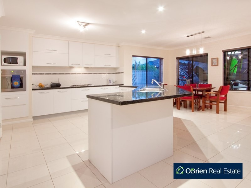 45 fleet, Narre Warren South VIC 3805