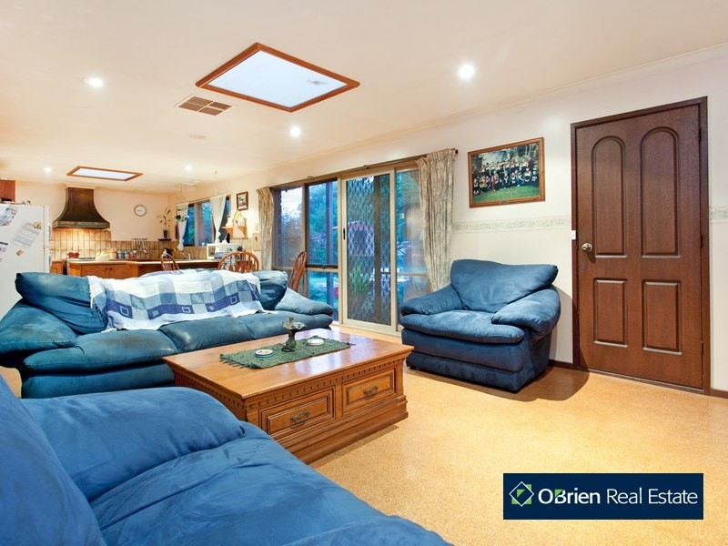 123 Fox Road, Narre Warren North VIC 3804