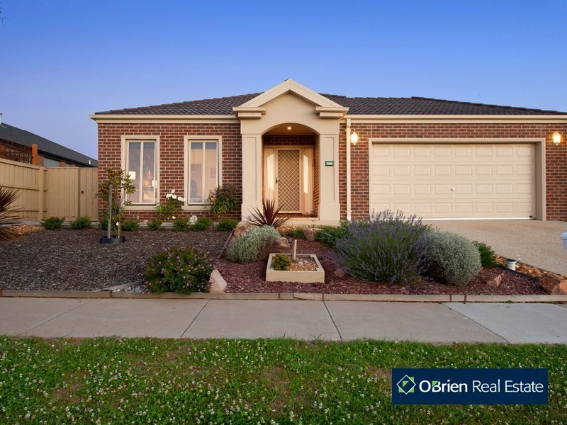 14 Emmett Avenue,, Berwick VIC 3806