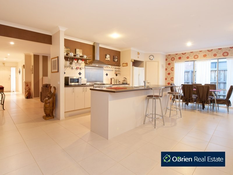 14 Emmett Avenue,, Berwick VIC 3806