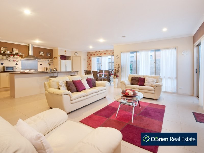 14 Emmett Avenue,, Berwick VIC 3806